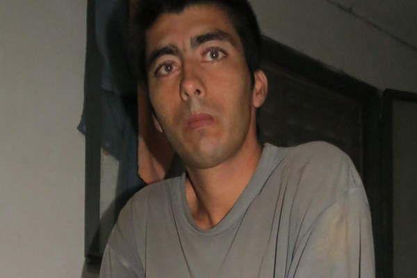 Cree ver viacuteboras rojas por las paredes y ahora apuntildealoacute al primo