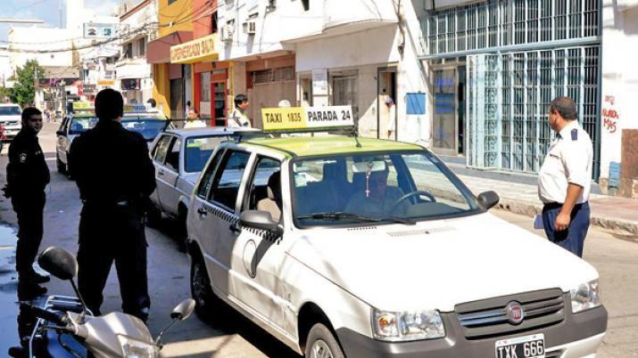 Secuestran remises truchos en operativos de control del trnsito