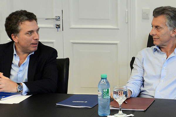 Dujovne sentildealoacute que Argentina promoveraacute el crecimiento inclusivo desde el G20