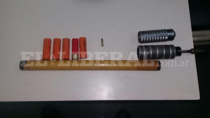 Lo atraparon robando y disparoacute con una tumbera para escapar