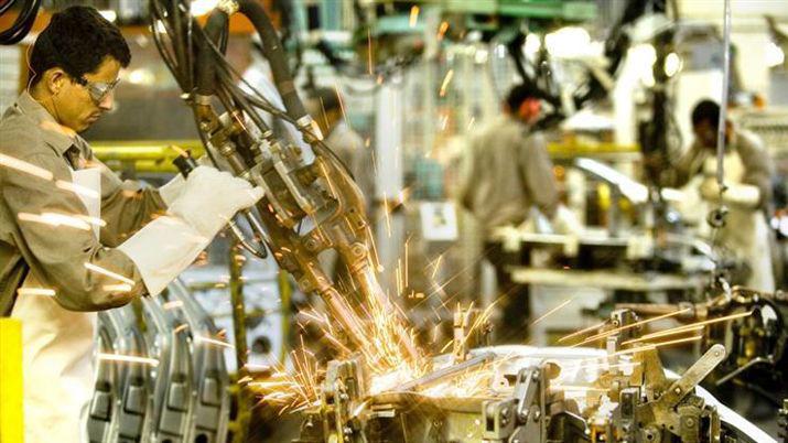 Estiman que la industria volveraacute a crecer y alcanzaraacute el nivel de 2015