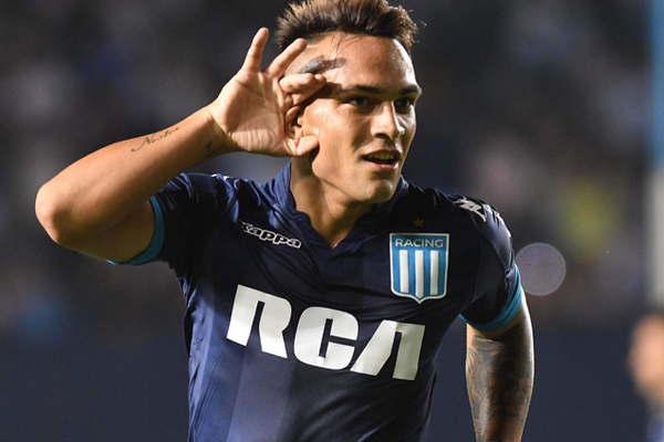 Martiacutenez la rompioacute y Racing goleoacute