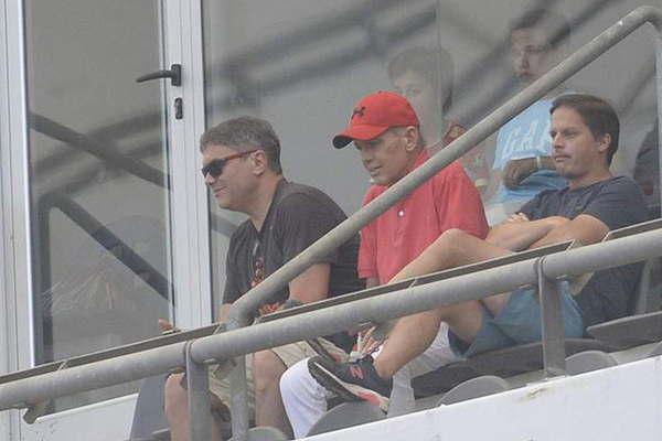 Alejandro Sabella reaparecioacute puacuteblicamente despueacutes de 4 antildeos