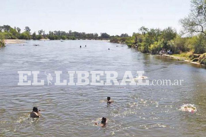 La policía montó un intenso despliegue para dar con las personas desaparecidas