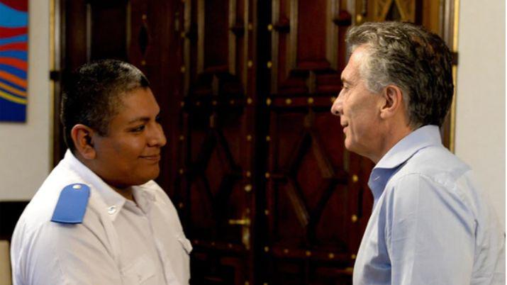 El Ministerio de Seguridad explicoacute por queacute Chocobar actuoacute como debiacutea