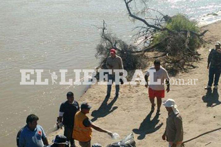 Desde el lunes la policía realiza un amplio operativo para dar con los tres cuerpos