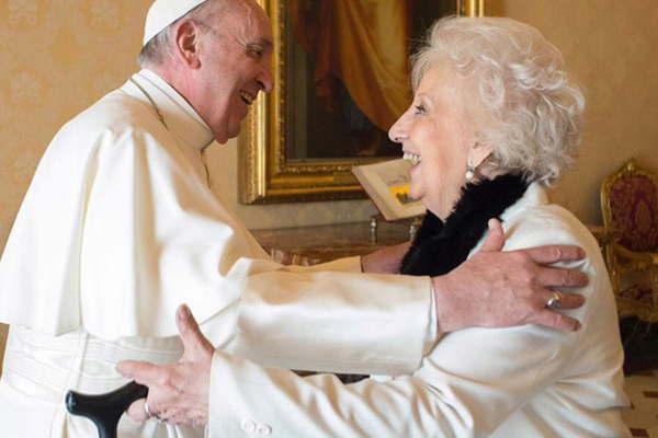 El Papa recibioacute a Estela de Carlotto- Francisco estaacute preocupado por la Argentina