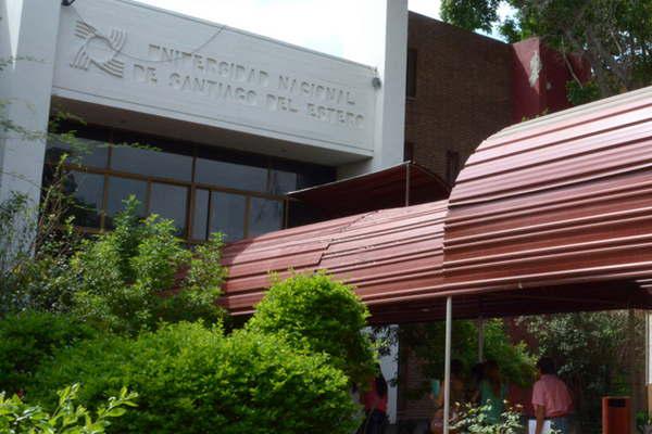 Inscriben en la Escuela de Artes y Oficios