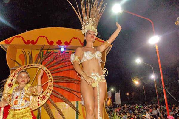 Miles de personas disfrutaron del primer fin de semana de los corsos de carnaval en Quimiliacute