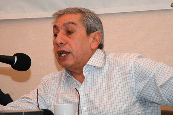 Daer habloacute de caprichos de Moyano con la marcha del 21F