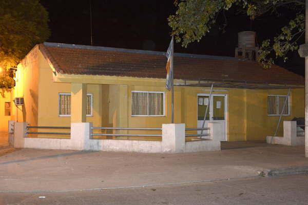 Vecinos rescatan a mujer de las garras del esposo y alertan a la policiacutea