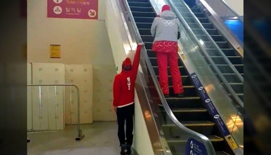 Viral- Coacutemo subir las escaleras mecaacutenicas seguacuten este esquiador