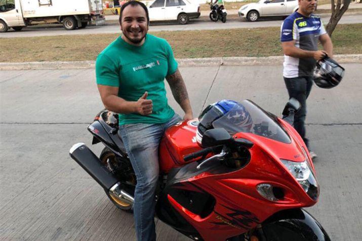 Exequiel Verón integraba un grupo de motoqueros que solían emprender viajes por diferentes rutas