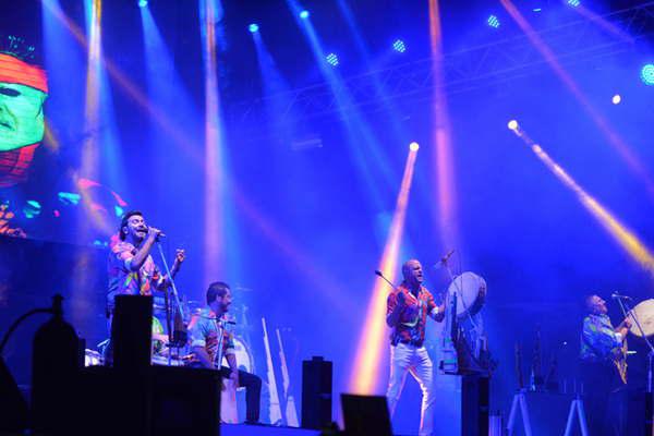 Los Tekis en el Festival del Artesano en lugar de Los Manseros