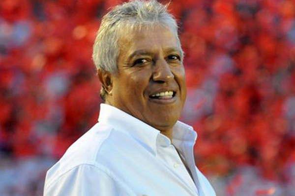 Me hubiese gustado jugar en Boca hubiera triunfado maacutes