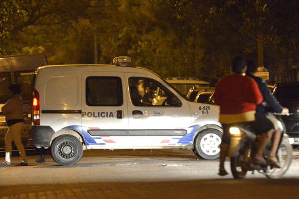 Denuncioacute que su concubino la agredioacute con golpes de puntildeo