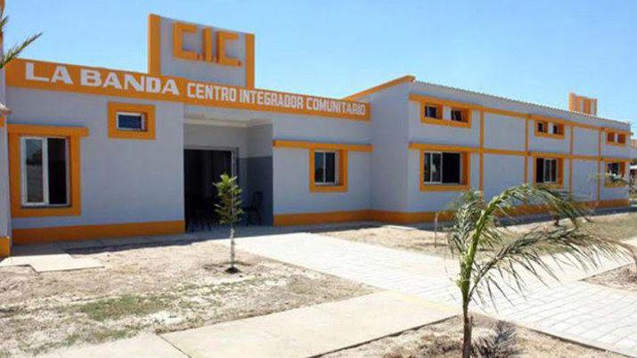 Cursos para aacuterbitro de fuacutetbol en La Banda