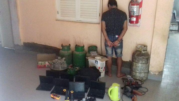 Tres adolescentes detenidos por el robo a una escuela