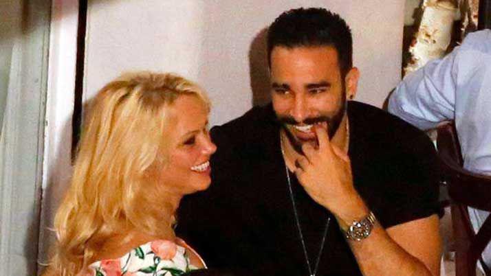 Pamela Anderson hizo confesiones sexuales sobre un futbolista franceacutes