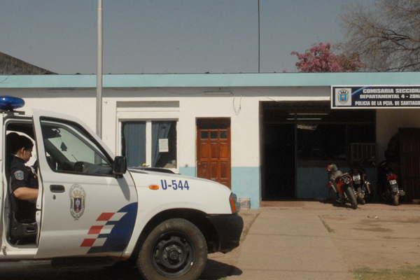 Piratas del asfalto sustraen bienes por 20 mil a una familia