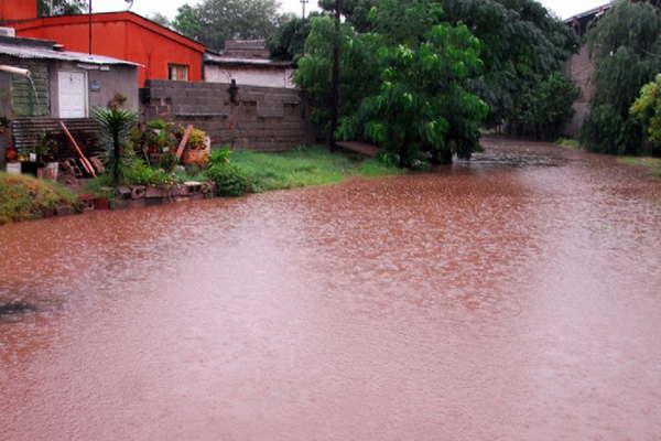 Tormenta eleacutectrica afectoacute ciudades de Catamarca