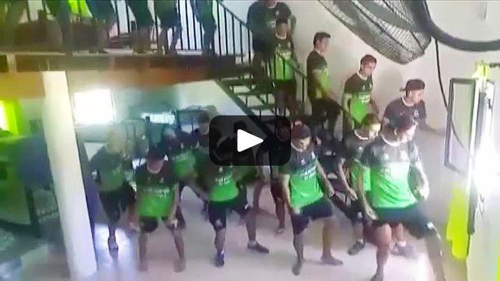 Ganaron un partido de fuacutetbol y festejaron al ritmo de Scooby Do Pa Pa