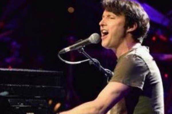 James Blunt viene al paiacutes con The After Love 