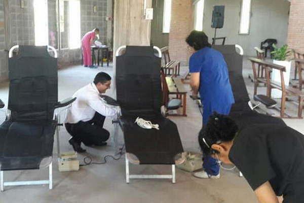 Hoy se realizaraacute una nueva campantildea de donacioacuten de sangre en Bomberos