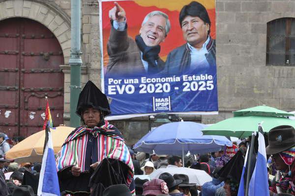 Bolivia vivioacute marchas a favor y en contra de la reeleccioacuten de Morales