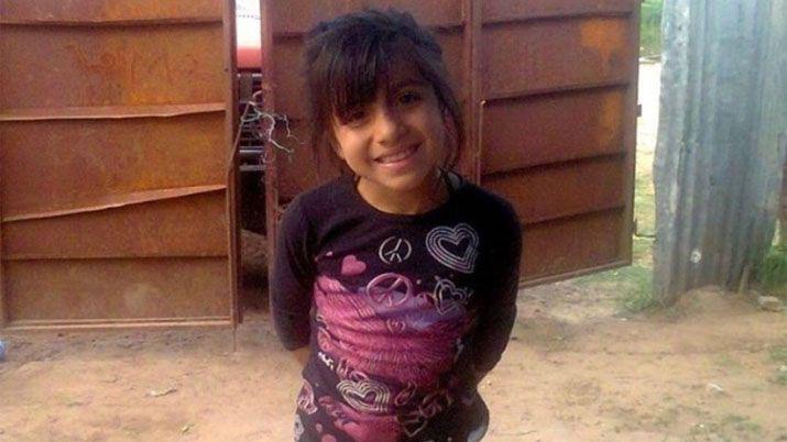 Hallaron degollada y amordazada a una nena de 11 antildeos