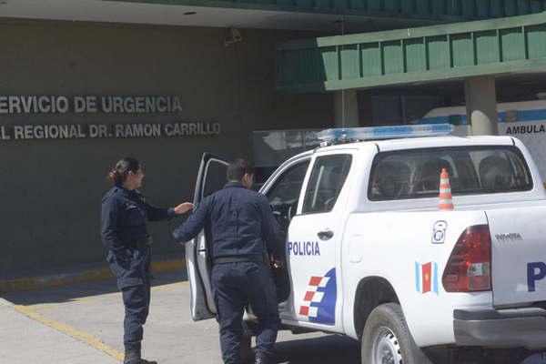 Motociclista chocoacute contra un poste y fallecioacute en el Regional