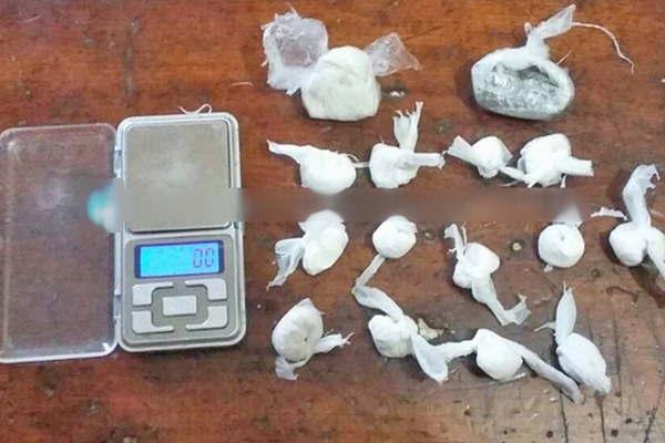 Murioacute un joven por inhalar la cocaiacutena de alita de mosca