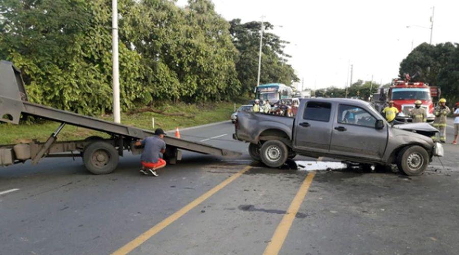 Siete nintildeos y cuatro adultos murieron en un accidente en Ecuador