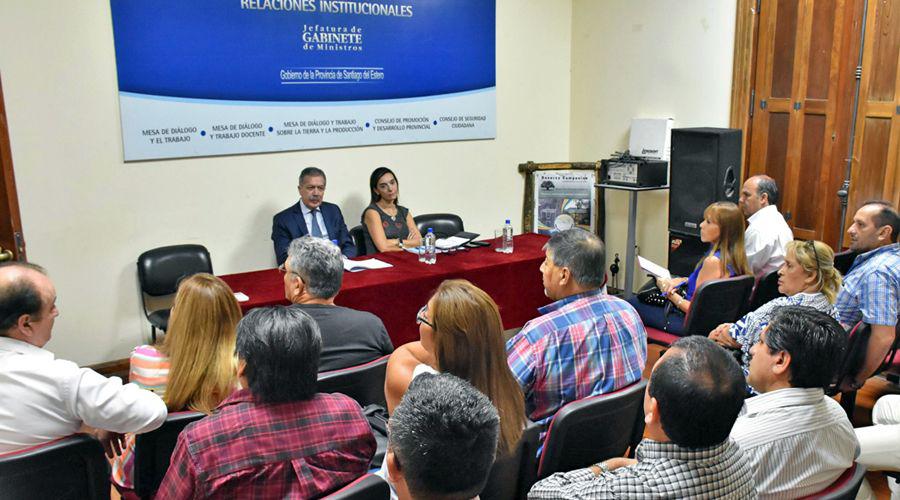 Pauta salarial 2018- se reunioacute en Santiago la Mesa de Diaacutelogo y Trabajo Docente