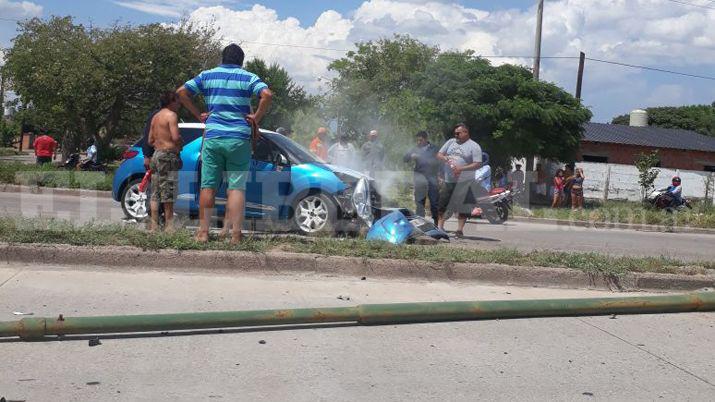 Una beba provocoacute que su mamaacute chocara contra un poste
