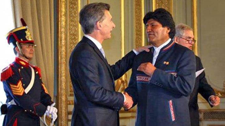 Macri y Evo Morales se reuniraacuten en abril para bajar la tensioacuten