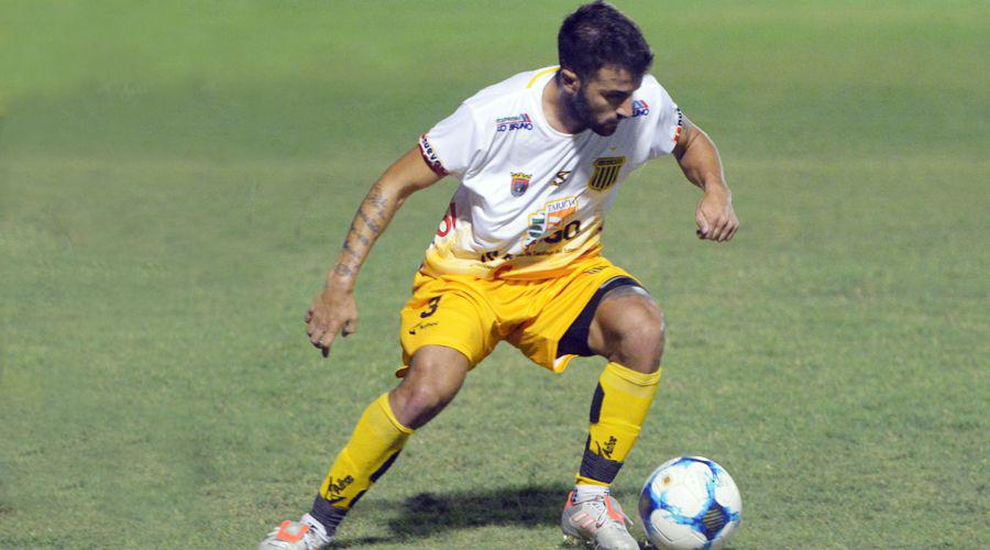 Mitre ganoacute su amistoso ante Atleacutetico Tucumaacuten