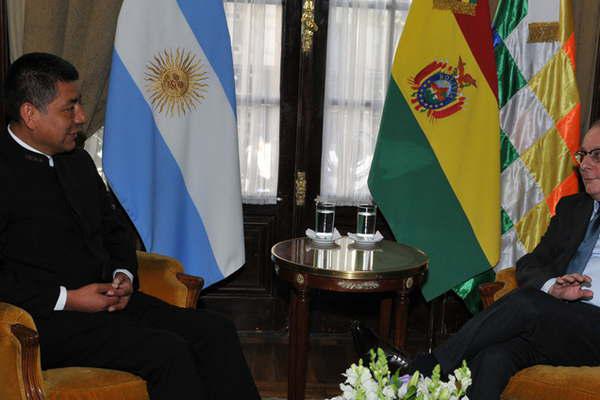 Faurie- no alcanza la promesa de Bolivia en reciprocidad en salud 
