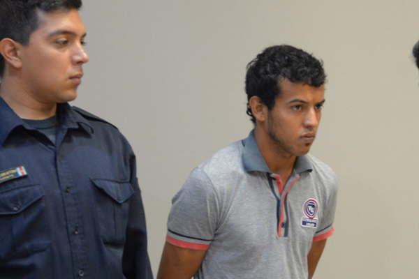 Nuevo reveacutes para el homicida de Candela Osorio 