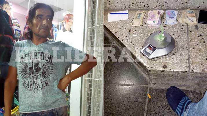 Detienen a dealer con cocaiacutena en plena esquina ceacutentrica