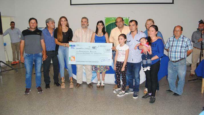 Se entregoacute lo recaudado en el Festival del Artesano a cooperadoras