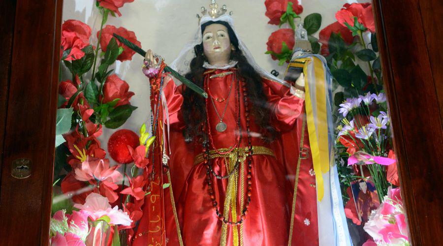 Santa Baacuterbara la Virgen que cuida de los sembradiacuteos