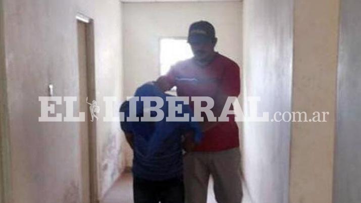 El sospechoso fue perseguido y reducido por los vecinos del barrio Agua y Energía de La Banda