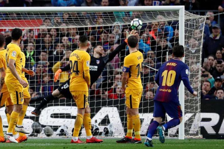 VIDEO Con un golazo de Messi Barcelona vencioacute al Atleacutetico de Madrid