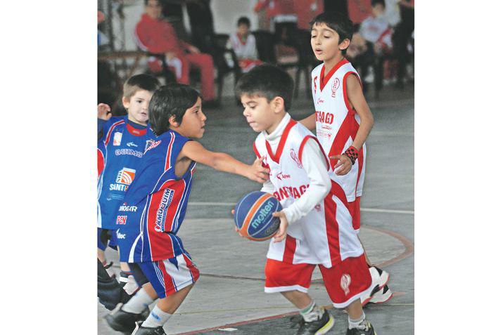 El saacutebado 17 comenzaraacuten las divisiones formativas