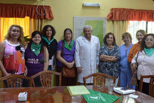 La ministra de Salud se reunioacute con el Movimiento de Mujeres 