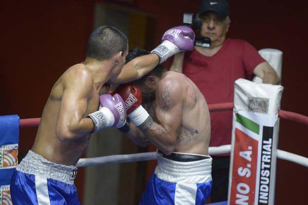 El mejor boxeo vuelve al Coliseo de La Banda