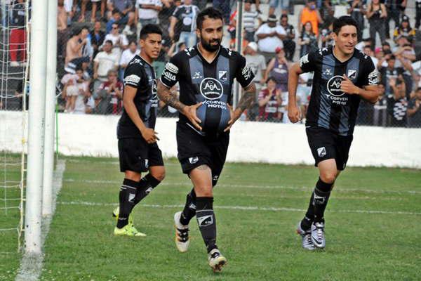 Central Norte y Alvarado rivales de River y Boca  