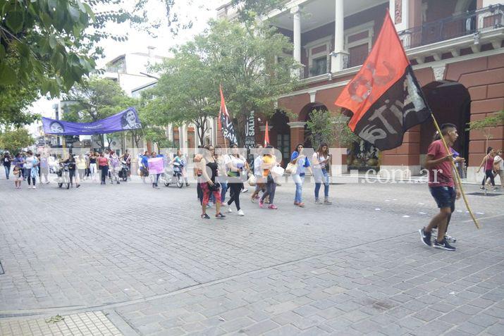 La marcha se desplazó por los alrededores de la Plaza Libertad