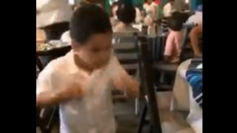 Viral- Jugaba a ser boxeador y pasoacute algo inesperado